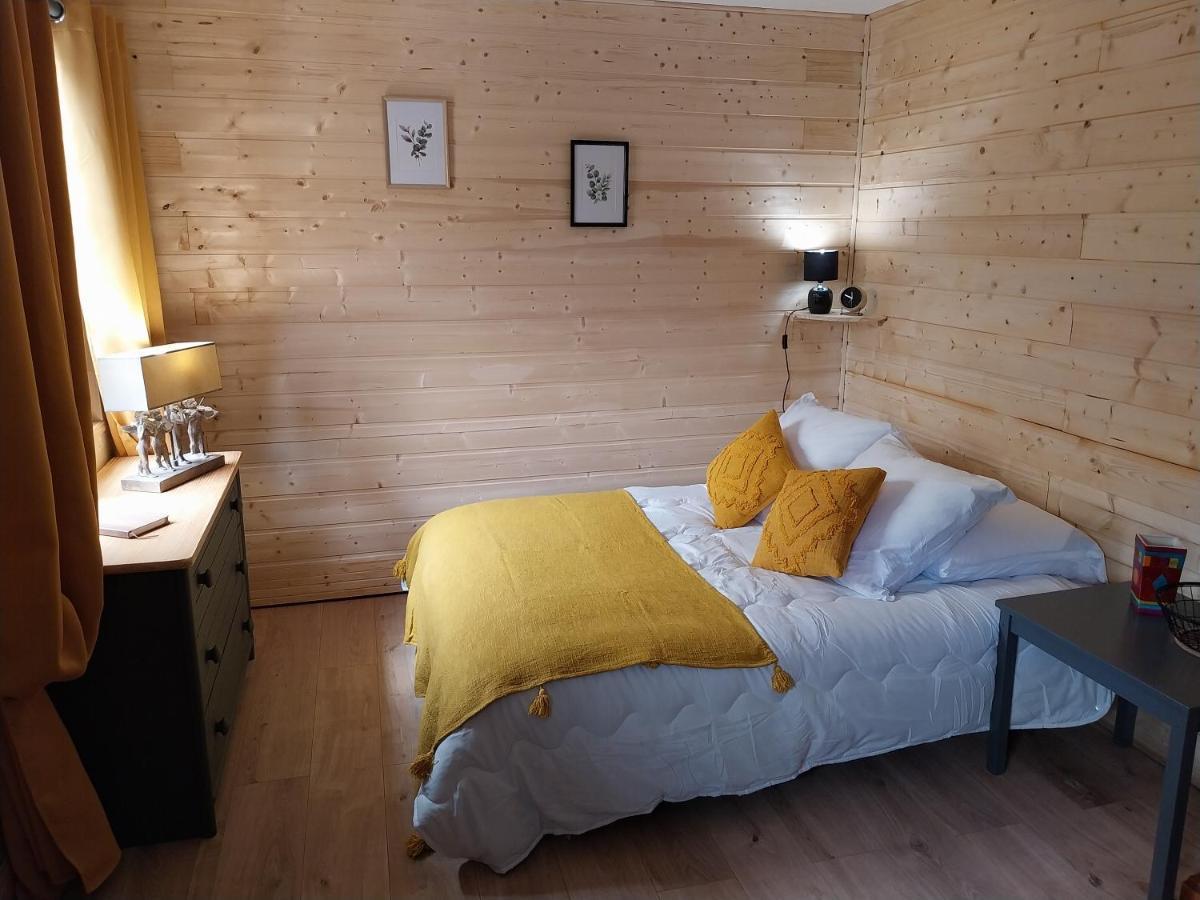 Petit Studio Dans La Prairie Saint-Auban  Εξωτερικό φωτογραφία