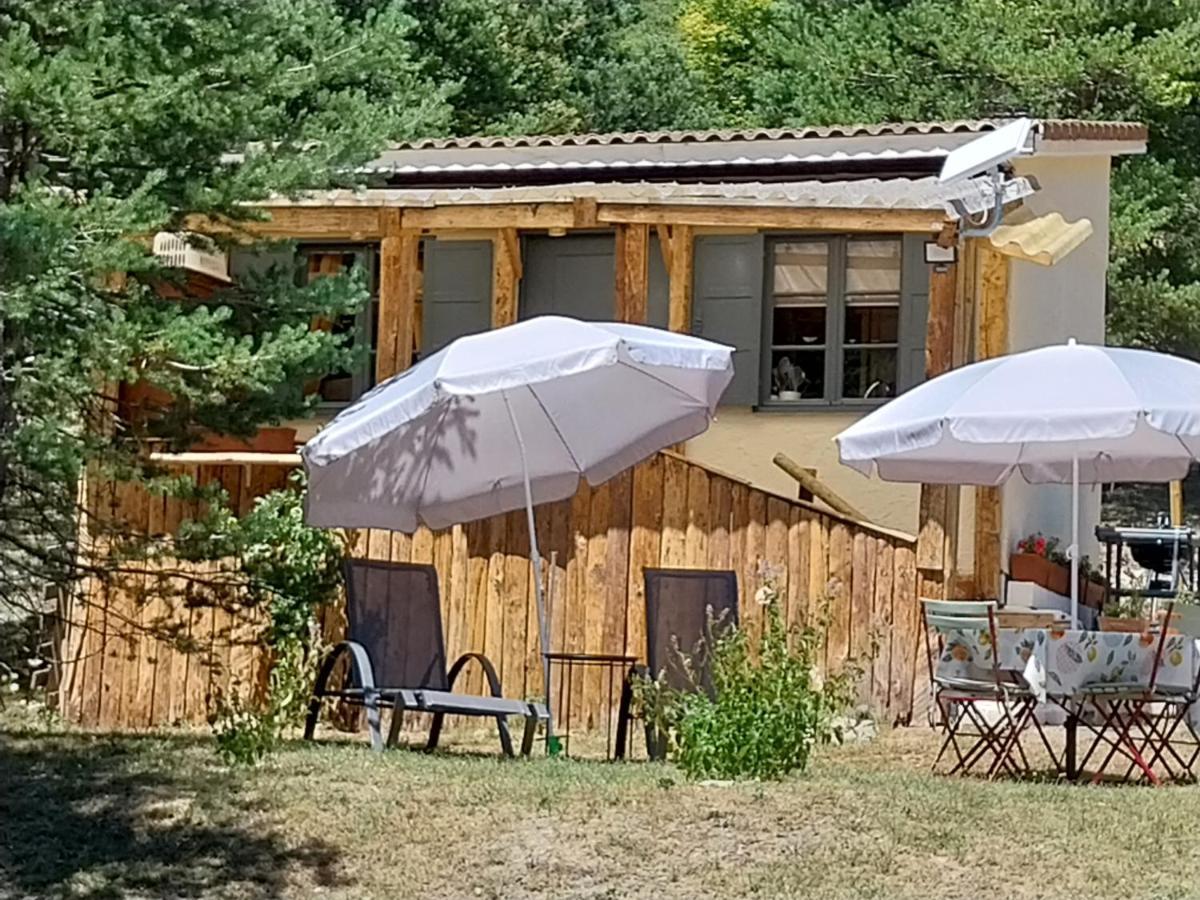 Petit Studio Dans La Prairie Saint-Auban  Εξωτερικό φωτογραφία
